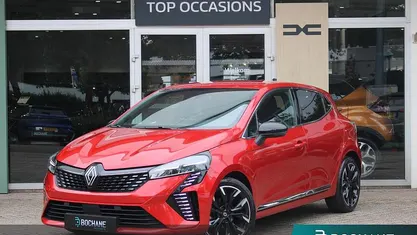 Occasion Renault Clio V Techno 2024 Rood Hatchback