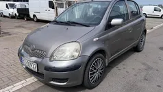 Gebruikt 2004 Toyota Yaris Sol Hatchback | € 1.200 (Goede deal)