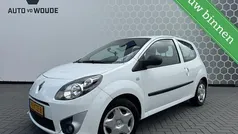 Wit Gebruikt 2010 Renault Twingo Authentique Hatchback | € 2.450 (Eerlijke prijs)