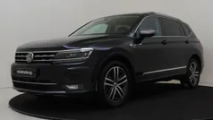 Zwart Gebruikt 2018 VW Tiguan Allspace Highline SUV | € 35.925 (Eerlijke prijs)