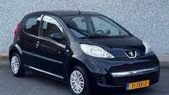 Zwart Gebruikt 2009 Peugeot 107 Hatchback | € 2.850 (Eerlijke prijs)