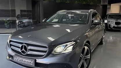 Grijs Occasion 2018 Mercedes 200 Premium Stationwagen | € 22.990 (Eerlijke prijs)