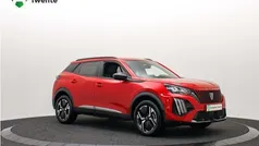 Rood, metallic lak Gebruikt 2024 Peugeot 2008 Allure SUV | € 25.295 (Goede deal)