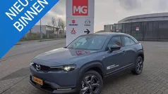 Grijs Gebruikt 2023 Mazda MX30 Exclusive-Line SUV | € 28.950 (Eerlijke prijs)