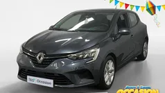 Titaniumgrijs kpn Gebruikt 2022 Renault Clio V Zen Hatchback | € 14.935 (Eerlijke prijs)