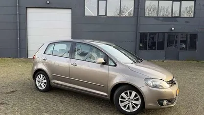 Occasion VW Golf VI 105 PK (77 kW) 2011 Bruin Hatchback