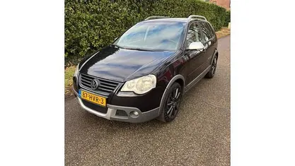 Zwart Occasion 2009 VW Polo Cross Hatchback | € 4.250 (Eerlijke prijs)