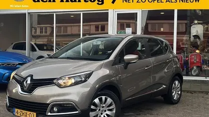 Gebruikt 2015 Renault Captur Expression SUV | € 9.950 (Eerlijke prijs)