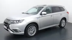 Grijs Gebruikt 2018 Mitsubishi Outlander Instyle SUV | € 21.940 (Goede deal)