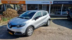 Grijs Gebruikt 2015 Renault Captur Dynamique SUV | € 12.950 (Eerlijke prijs)