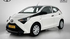 Wit Gebruikt 2021 Toyota Aygo Hatchback | € 8.445 (Goede deal)