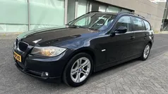 Zwart Gebruikt 2010 BMW 320 Stationwagen | € 5.249 (Eerlijke prijs)