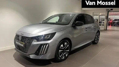 Grijs Gebruikt 2024 Peugeot 208 Allure Hatchback | € 21.940 (Eerlijke prijs)