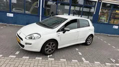 Gebruikt 2014 Fiat Punto Evo Young Hatchback | € 4.950 (Eerlijke prijs)