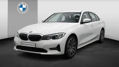 Wit Gebruikt 2021 BMW 318 Sedan | € 28.900 (Goede deal)