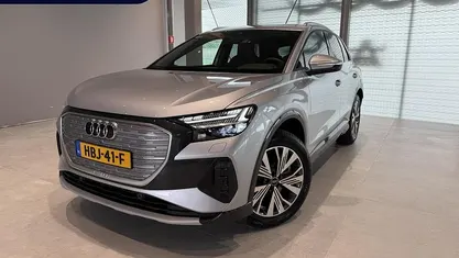 Zilver Occasion 2025 Audi Q4 e-tron Advanced SUV | € 46.950 (Eerlijke prijs)