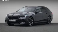 Gebruikt 2025 BMW 550e M Sport Stationwagen | € 89.880 (Super prijs)