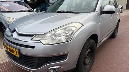 Grijs (metallic) Gebruikt 2009 Citroën C-Crosser Dynamique SUV | € 5.950 (Eerlijke prijs)