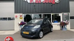 Grijs Gebruikt 2014 Peugeot 107 Access Hatchback | € 4.875 (Goede deal)