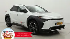 Wit Gebruikt 2024 Toyota bZ4X Premium SUV | € 44.999 (Eerlijke prijs)