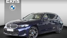 Gebruikt 2024 BMW 330e Comfort Edition Stationwagen | € 54.450 (Eerlijke prijs)