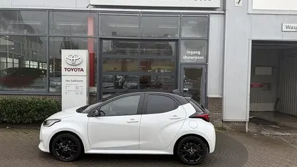 Occasion 2022 Toyota Yaris Executive Hatchback | € 23.995 (Eerlijke prijs)