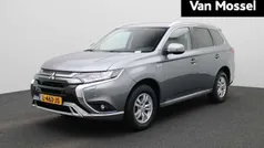 Grijs Gebruikt 2021 Mitsubishi Outlander P-HEV SUV | € 22.900 (Goede deal)