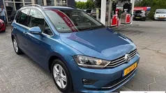 Blauw Gebruikt 2017 VW Golf VII Edition Hatchback | € 14.450 (Eerlijke prijs)