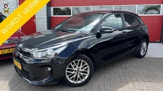 Zwart Gebruikt 2017 Kia Rio Hatchback | € 11.183 (Eerlijke prijs)