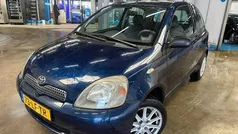 Blauw Gebruikt 2002 Toyota Yaris Hatchback | € 899 (Goede deal)