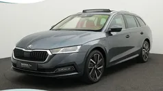 Grijs, metallic lak Gebruikt 2021 Skoda Octavia Style Stationwagen | € 24.400 (Eerlijke prijs)