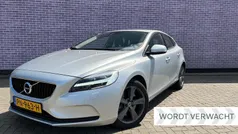 Grijs Gebruikt 2017 Volvo V40 Stationwagen | € 18.894 (Eerlijke prijs)