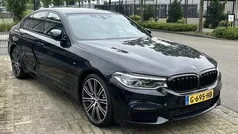 Zwart Gebruikt 2020 BMW 520 M Sport Sedan | € 34.900 (Eerlijke prijs)