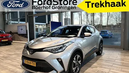 Zilver (metallic) Occasion 2023 Toyota C-HR SUV | € 27.250 (Eerlijke prijs)