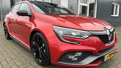 Occasion 2018 Renault Mégane IV R.S. Hatchback | € 28.950 (Eerlijke prijs)