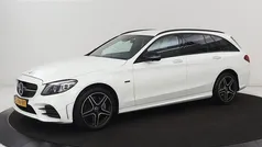 Wit Gebruikt 2020 Mercedes E300 AMG Stationwagen | € 25.900 (Eerlijke prijs)