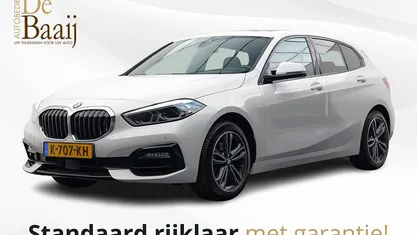 Occasion BMW 118 Executive 142 PK (104 kW) 2021 Wit (metallic) Hatchback