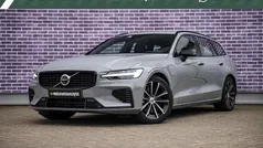 Grijs Gebruikt 2024 Volvo V60 Plus Stationwagen | € 44.899 (Eerlijke prijs)