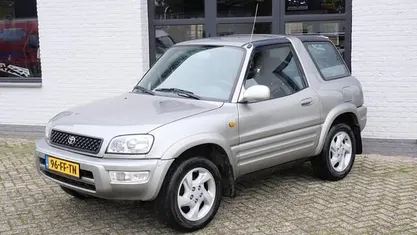 Gebruikt 2000 Toyota RAV4 SUV | € 3.950 (Eerlijke prijs)