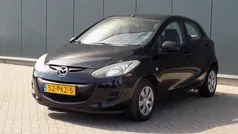 Zwart Gebruikt 2011 Mazda 2 Hatchback | € 3.900 (Goede deal)