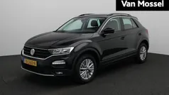 Gebruikt 2018 VW T-Roc Style SUV | € 17.900 (Eerlijke prijs)