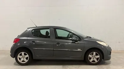 Occasion Peugeot 207 95 PK (69 kW) 2011 Grijs (metallic) Hatchback