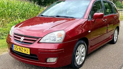 Rood Gebruikt 2004 Suzuki Liana Exclusive Hatchback | € 1.650 (Super prijs)