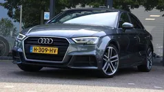 Grijs Gebruikt 2020 Audi A3 Sport Sedan | € 23.345 (Eerlijke prijs)
