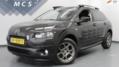 Zwart Gebruikt 2017 Citroën C4 Cactus PureTech Hatchback | € 8.950 (Eerlijke prijs)
