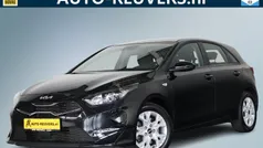 Zwart, metallic lak Gebruikt 2023 Kia Ceed Comfort Hatchback | € 18.900 (Super prijs)