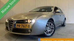 Grijs Occasion 2008 Alfa Romeo 159 Stationwagen | € 1.650 (Goede deal)