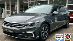 Grijs Gebruikt 2021 VW Passat GTE Stationwagen | € 22.400 (Eerlijke prijs)