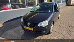 Zwart Gebruikt 2009 VW Polo Comfortline Hatchback | € 2.340 (Eerlijke prijs)