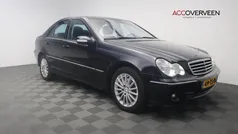 Blauw, metallic lak Gebruikt 2007 Mercedes C280 Avantgarde Sedan | € 7.950 (Eerlijke prijs)